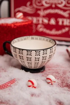 Decorator's Warehouse Christmas Accents^3” Ceramic Norden Pattern Cappuccino Mug