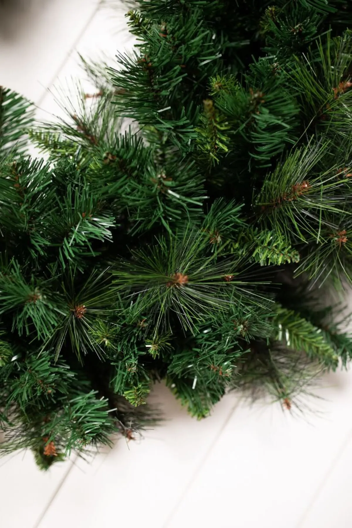 Decorator's Warehouse Christmas Wreaths^36” Deluxe Belgium Wreath
