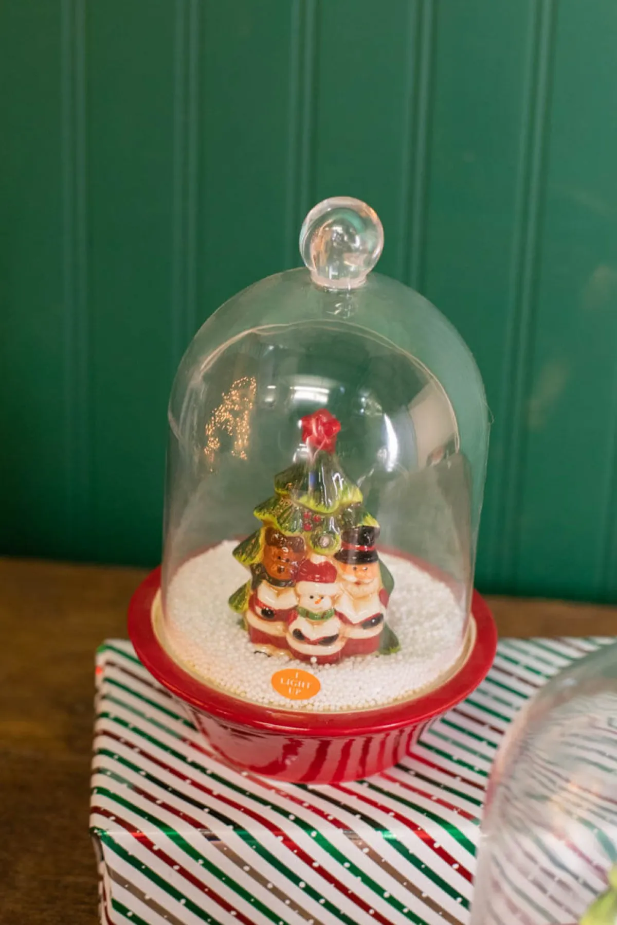 Decorator's Warehouse Christmas Accents^9” Dol Light Up / Music Snow Cloche