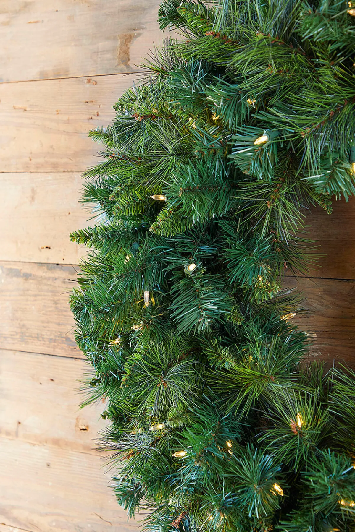Decorator's Warehouse Christmas Wreaths|Wreaths^36" LED Belgium (Warm White)