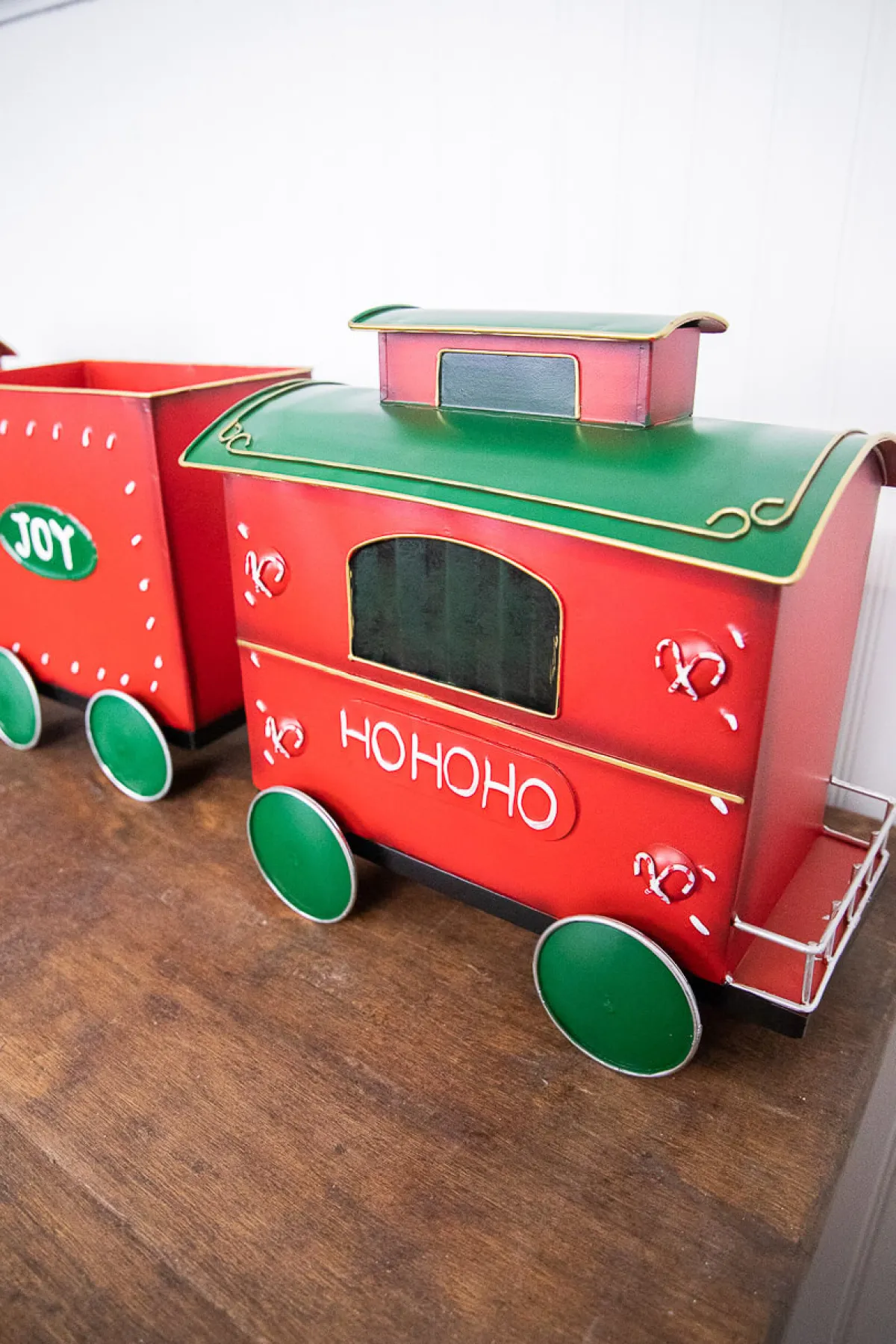 Decorator's Warehouse Christmas Accents^53” Metal Holiday Santa Express Train - Set Of 3