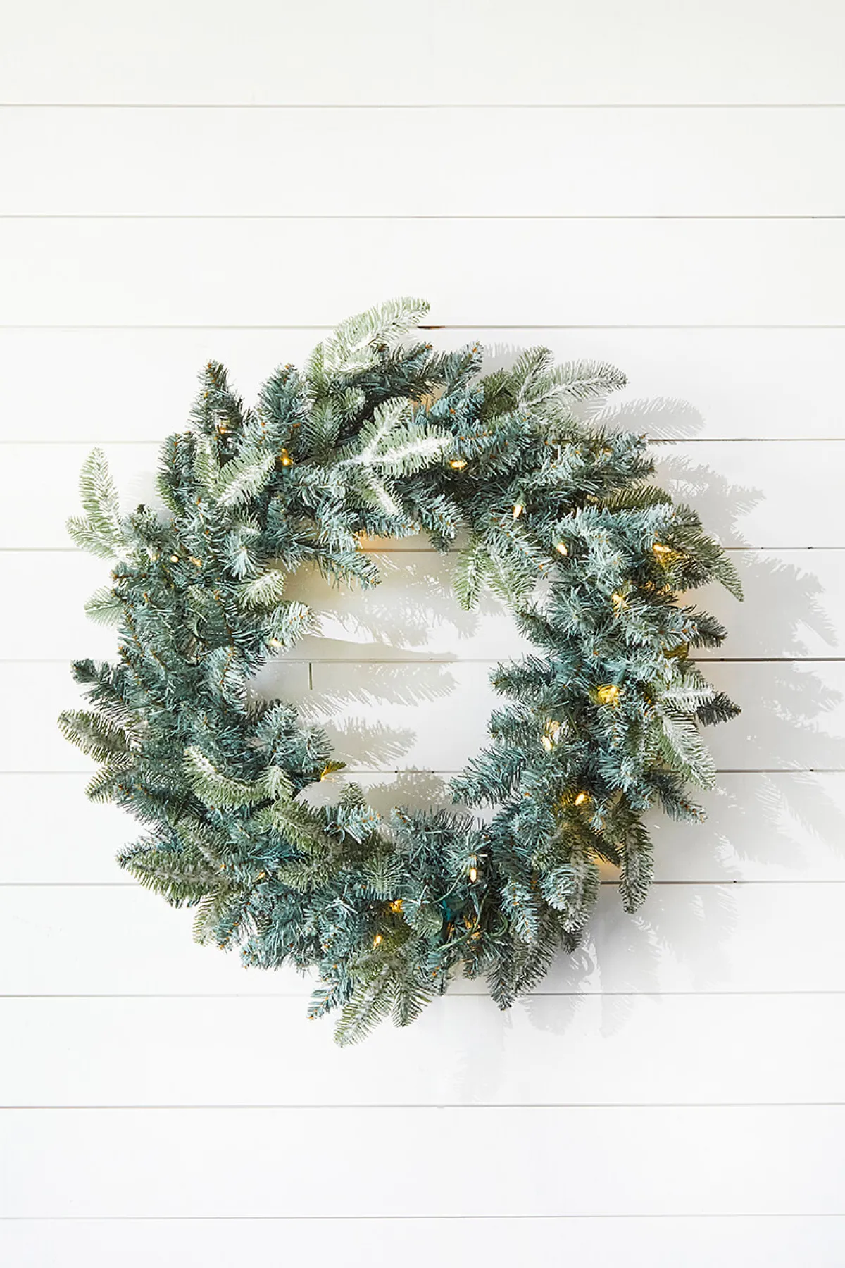 Decorator's Warehouse Christmas Wreaths^22" Park Hill Frosted Blue Spruce LED Wreath