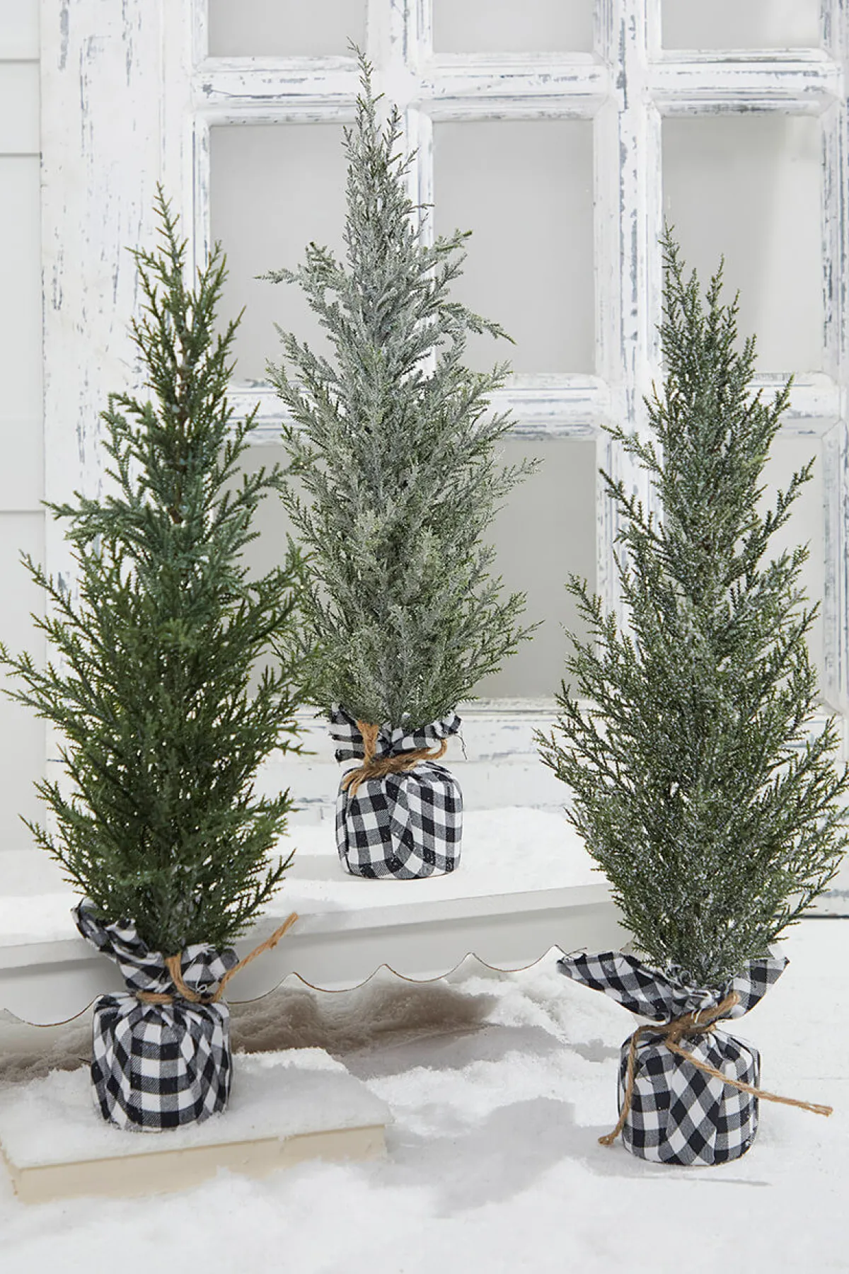 Decorator's Warehouse Christmas Accents^21" Pine Tree With Plaid Fabric