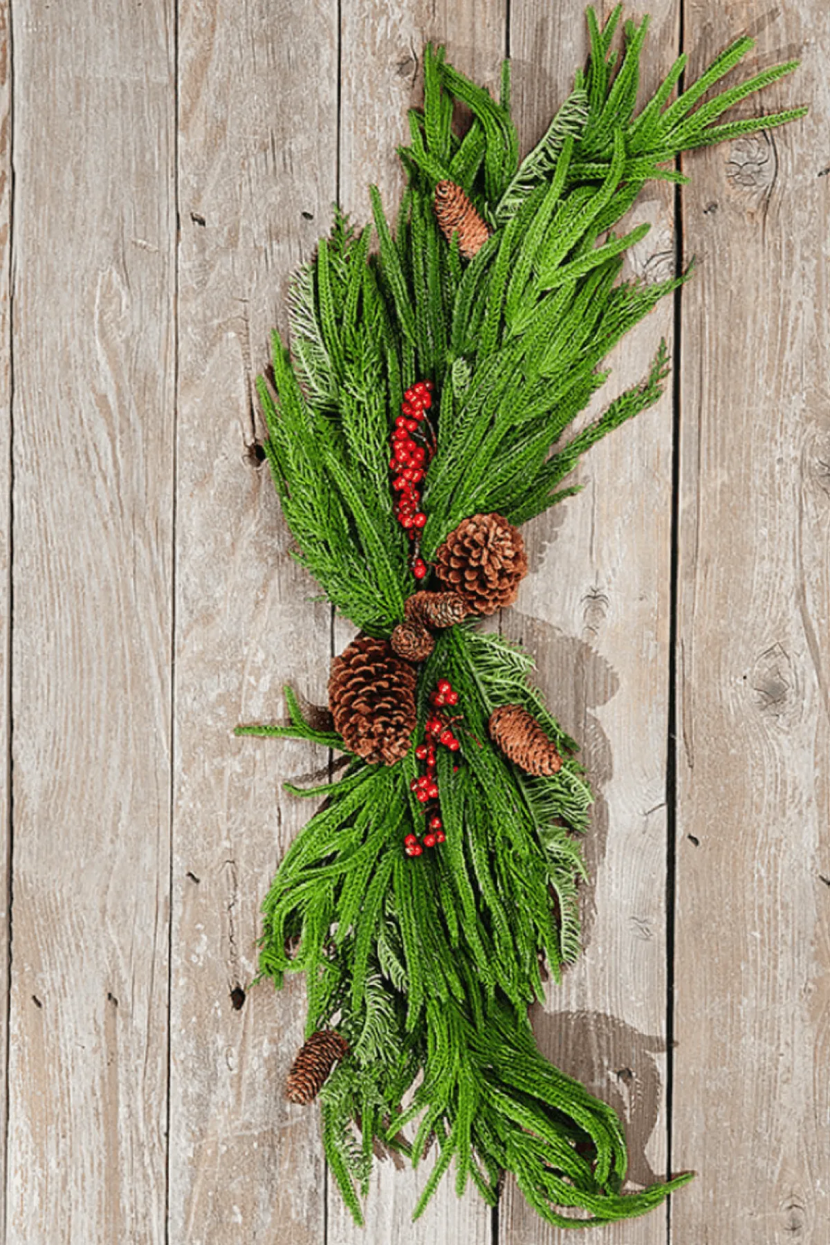 Decorator's Warehouse Natural Greenery^36” Real Touch Mixed Evergreen Berry Swag