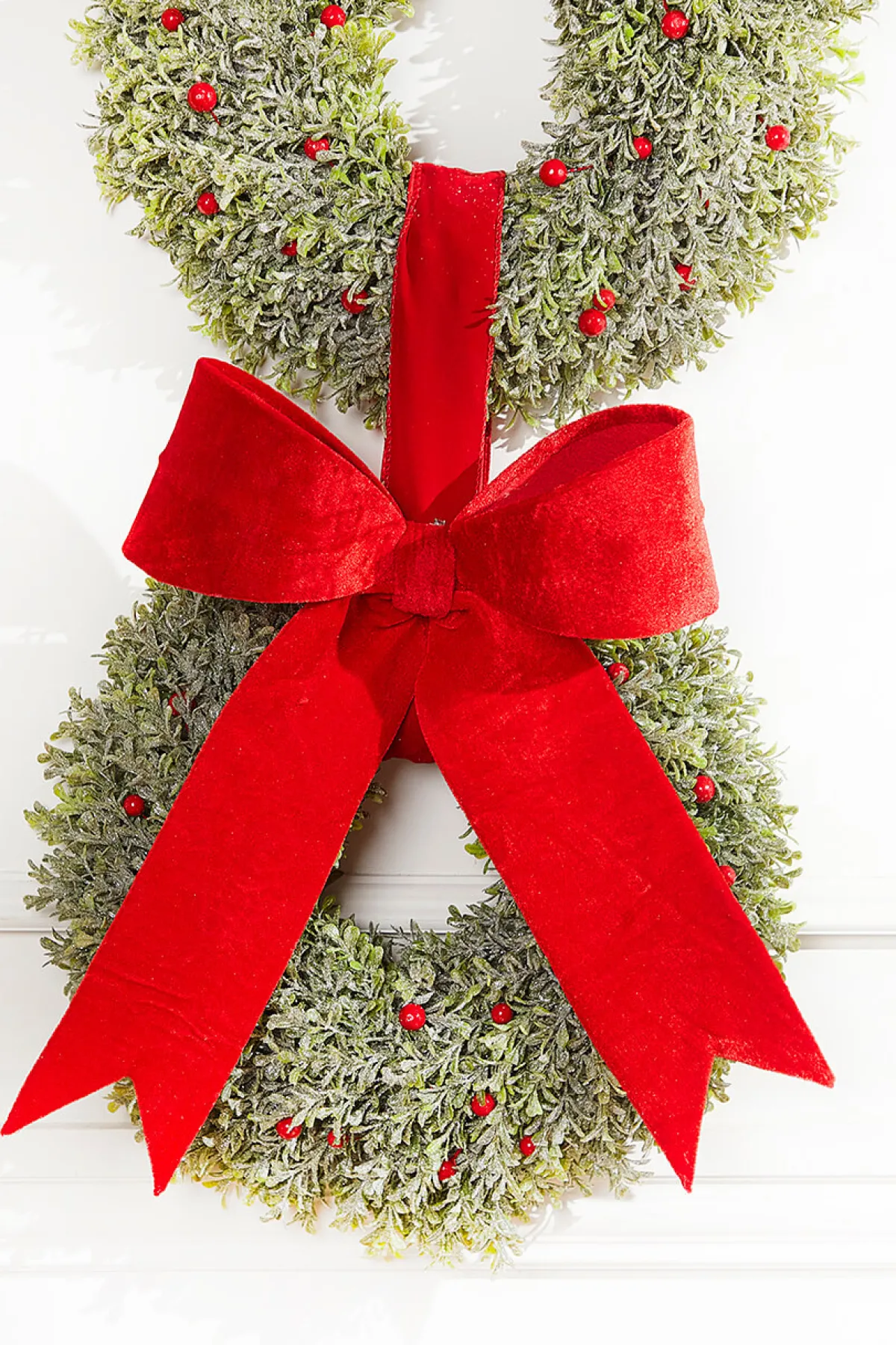 Decorator's Warehouse Christmas Accents^16.5” Red Polyester Clip Bow