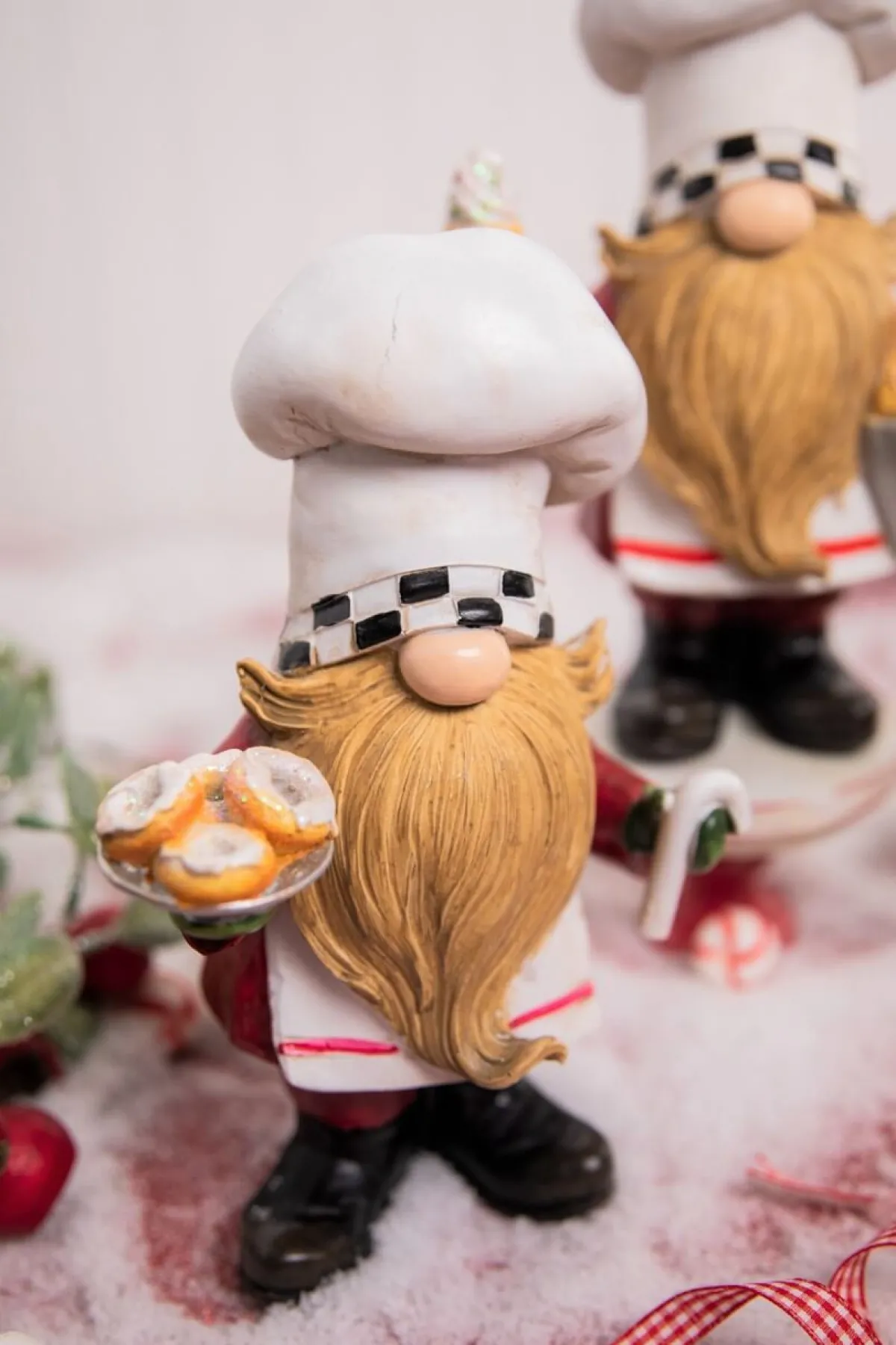 Decorator's Warehouse Christmas Accents^8.5" Resin Chef Gnome Figurine