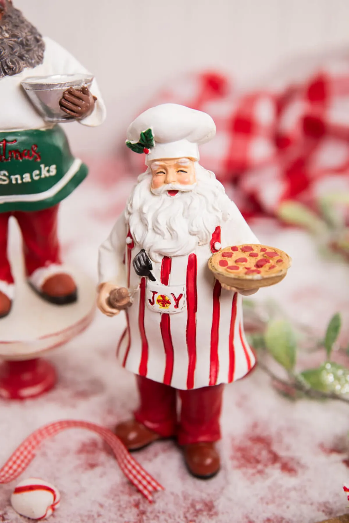 Decorator's Warehouse Christmas Accents^8" Resin Holiday Chef Santa