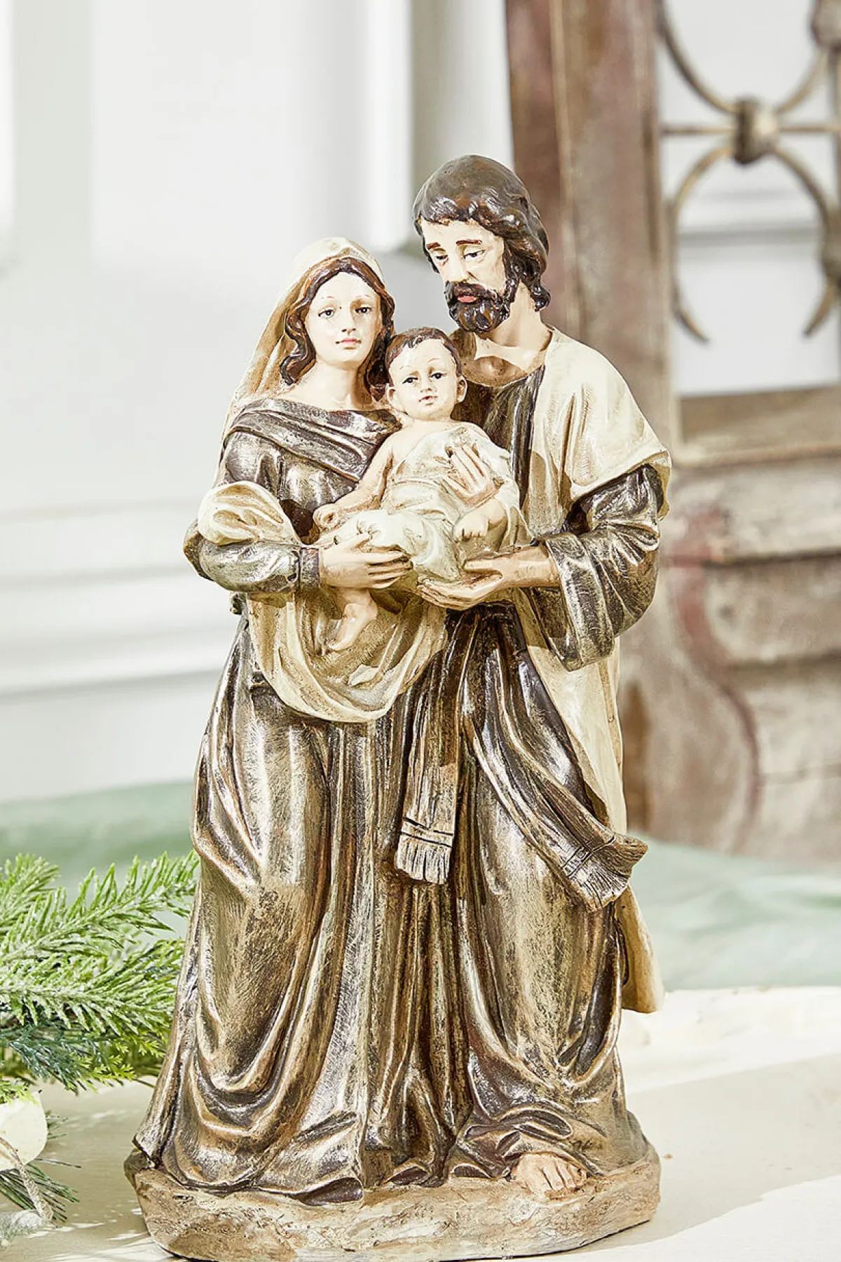 Decorator's Warehouse Christmas Accents^13” Resin Holy Family