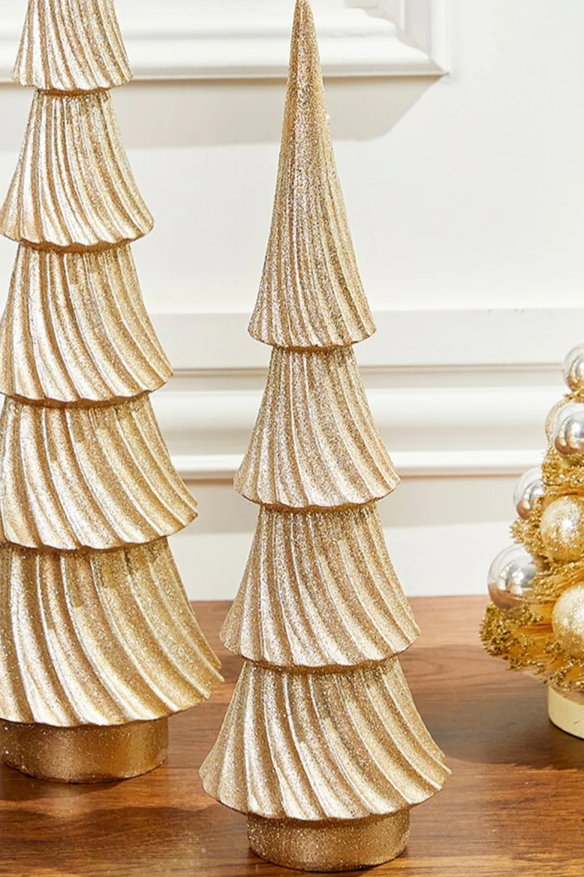 Decorator's Warehouse Christmas Accents^14" Resin Modern Tree