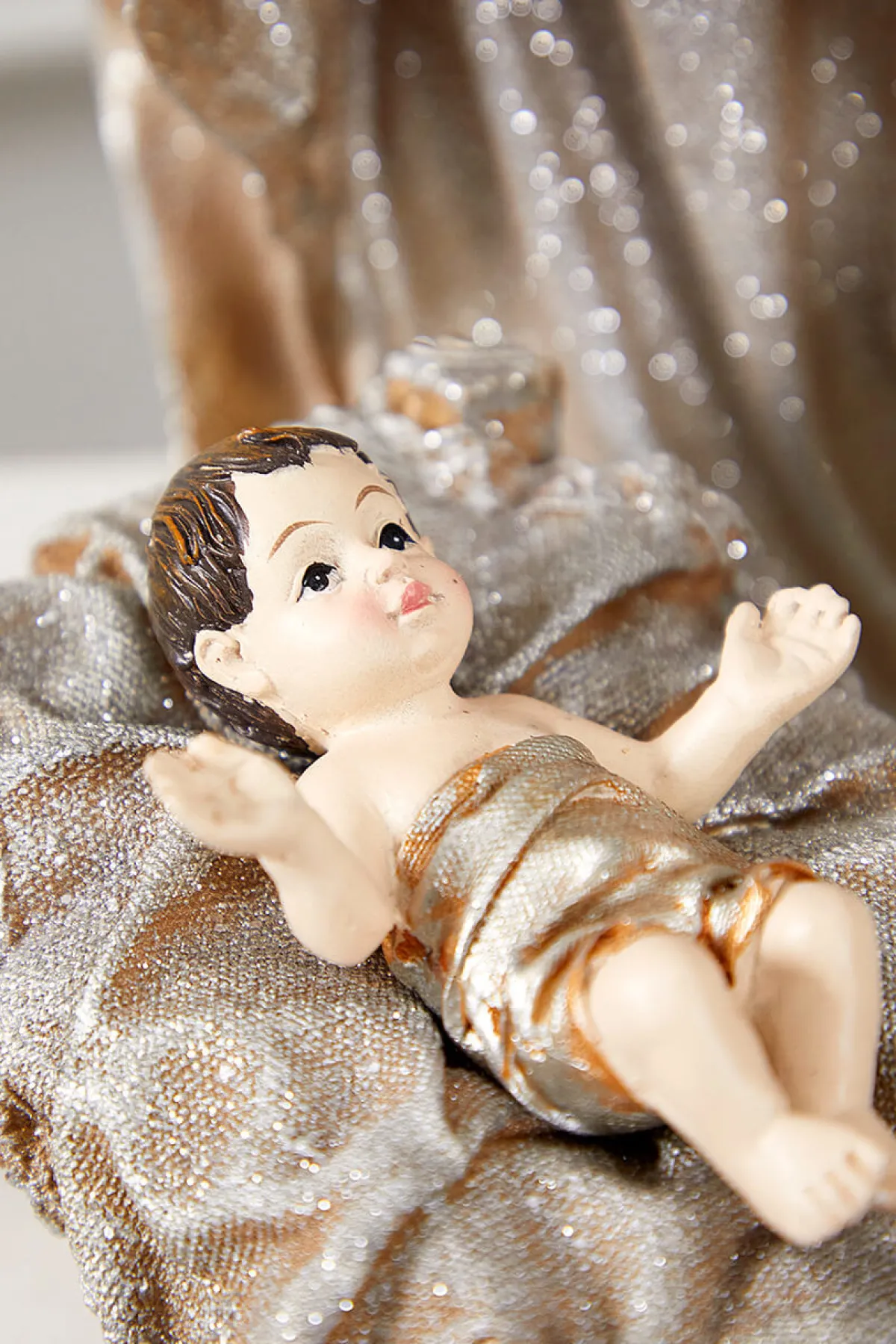 Decorator's Warehouse Christmas Accents^7-16" Resin Renaissance Holy Family - Set Of 3