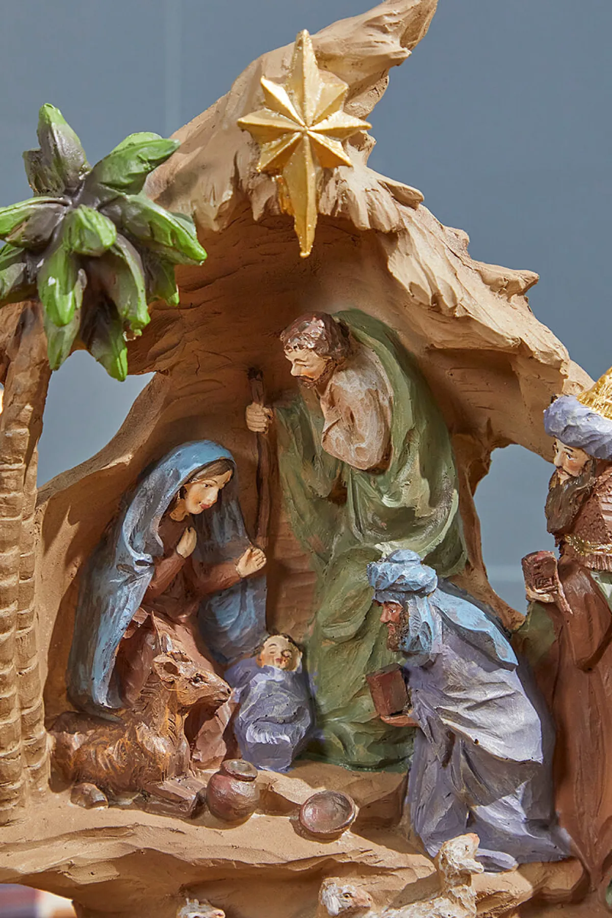 Decorator's Warehouse Christmas Accents^13.5" Resin Stairway Nativity With Sheep Herd