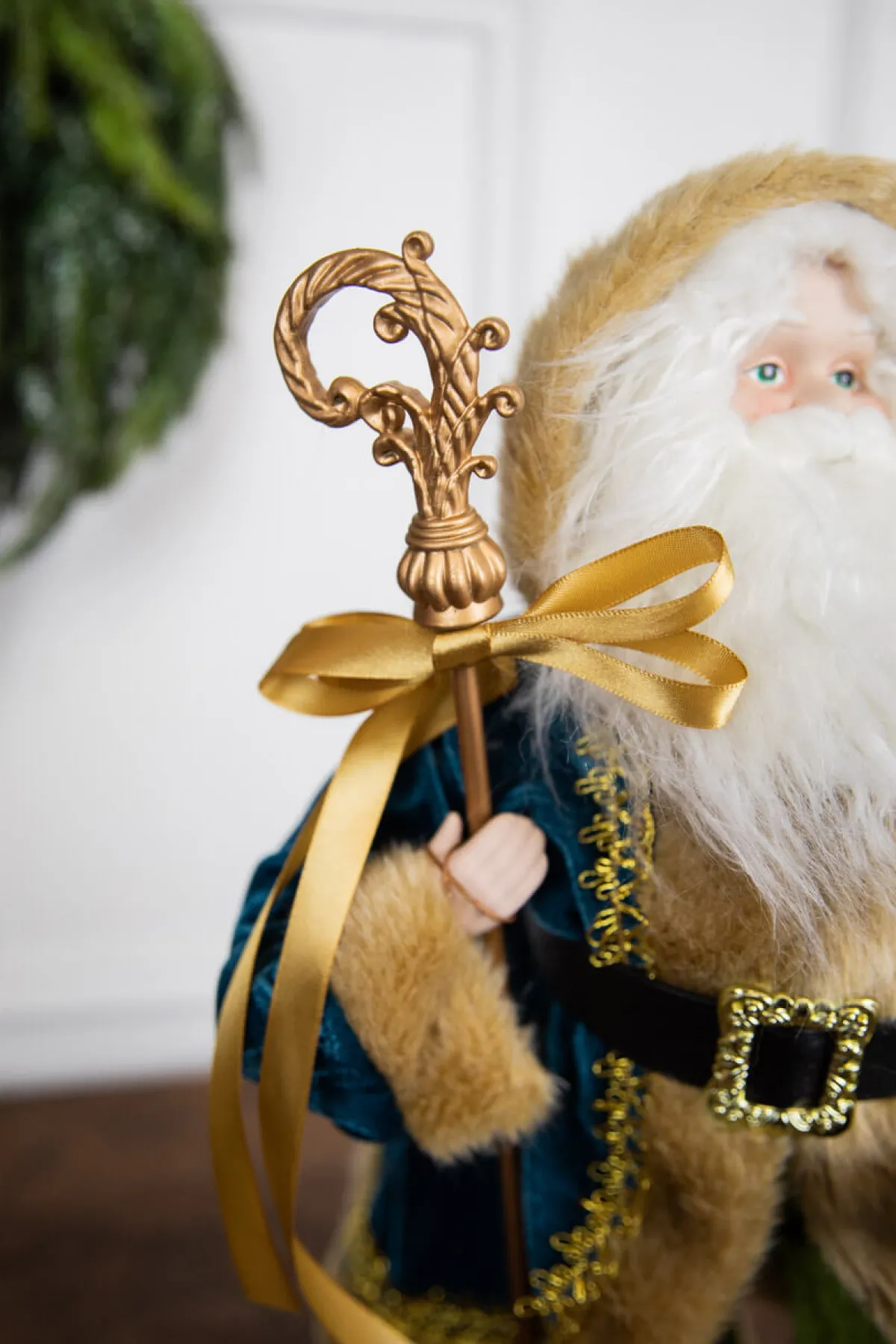 Decorator's Warehouse Christmas Accents^18” Santa Figure - Blue Coat