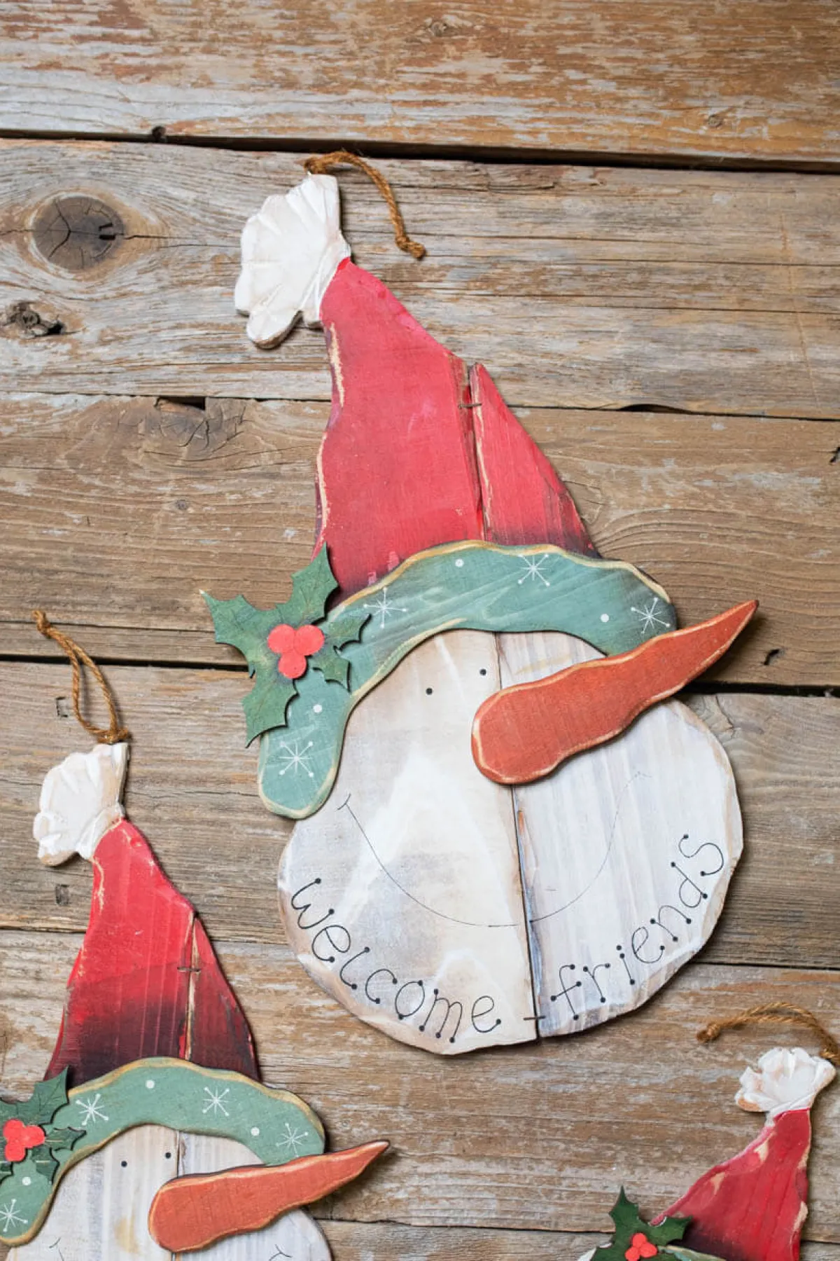 Decorator's Warehouse Christmas Accents^18" Wood Snowman Head Wall Decor - Set Of 3