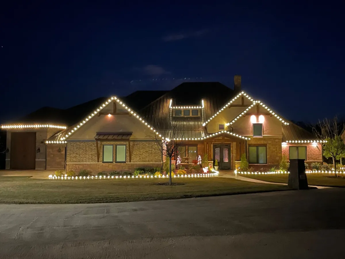 Decorator's Warehouse Outdoor Lighting|Bulbs^C9 Wonderful LED SMD Bulb (25 Bulbs/bag) - Faceted, Warm White