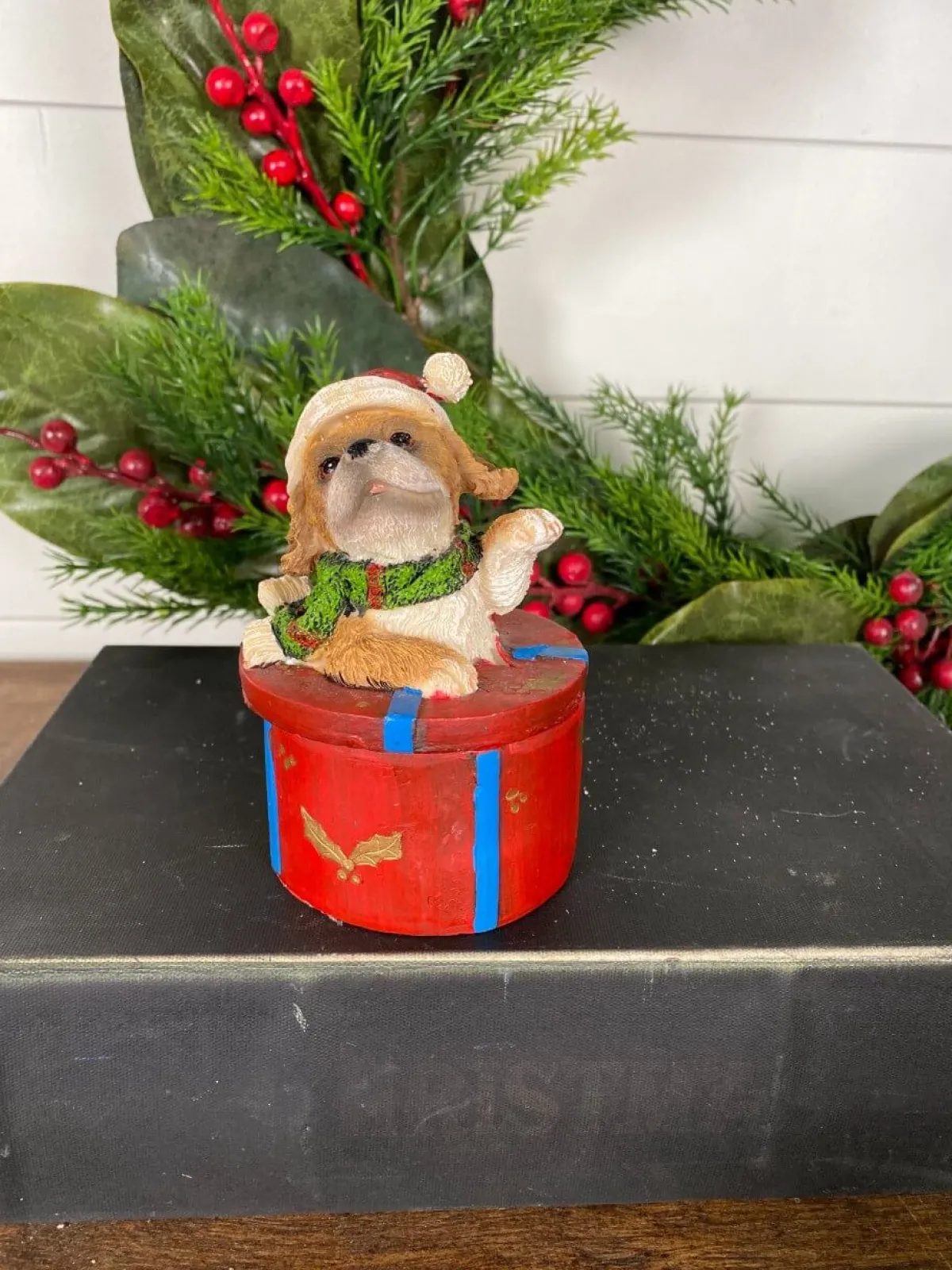 Decorator's Warehouse Christmas Accents^Dog Gift Box Holiday Accent