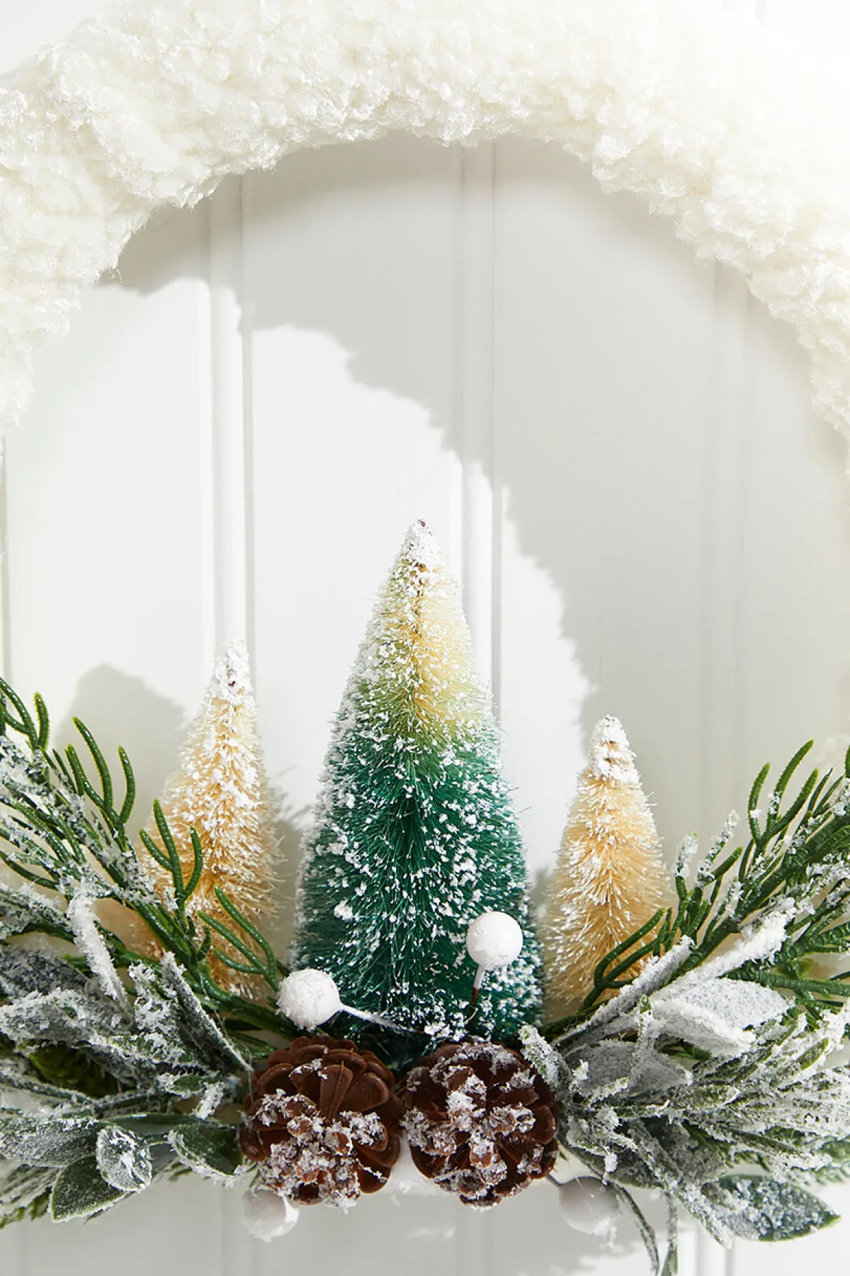 Decorator's Warehouse Christmas Accents^Frosted Christmas Tree Wreath Ornament