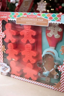 Decorator's Warehouse Christmas Accents^Gingerbread Man Baking Set