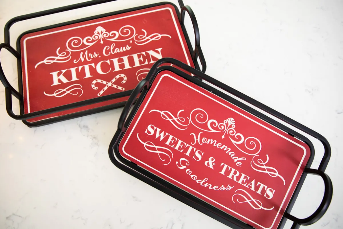 Decorator's Warehouse Christmas Accents^Metal & Wood Engraved Holiday Trays - Set Of 2