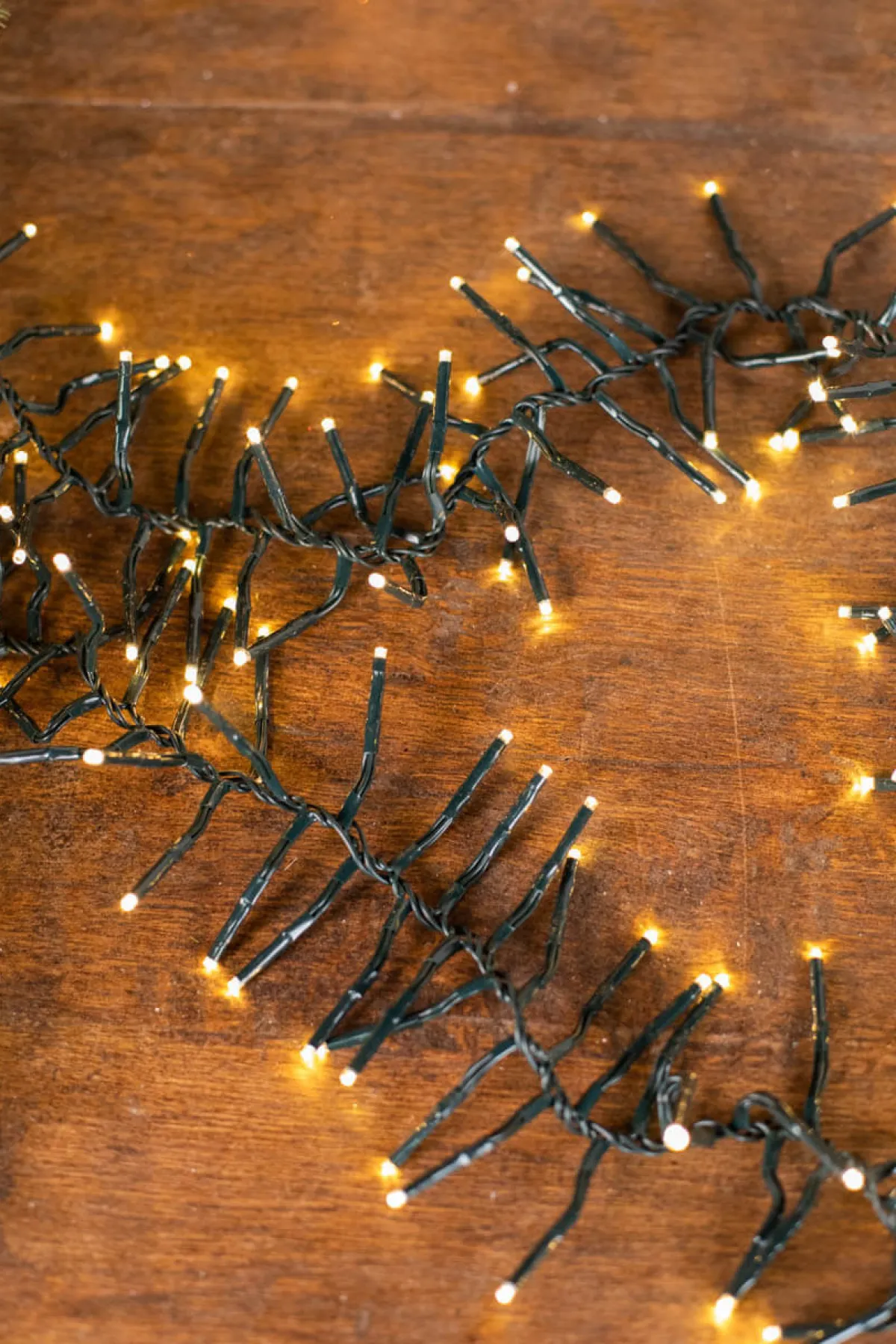Decorator's Warehouse Light Strands|Outdoor Lighting^Platinum Elite Cluster Lights - 760L Warm White